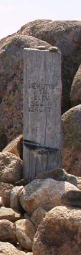Trail sign at the summit of Pemetic Mountain (photo by Webmaster)